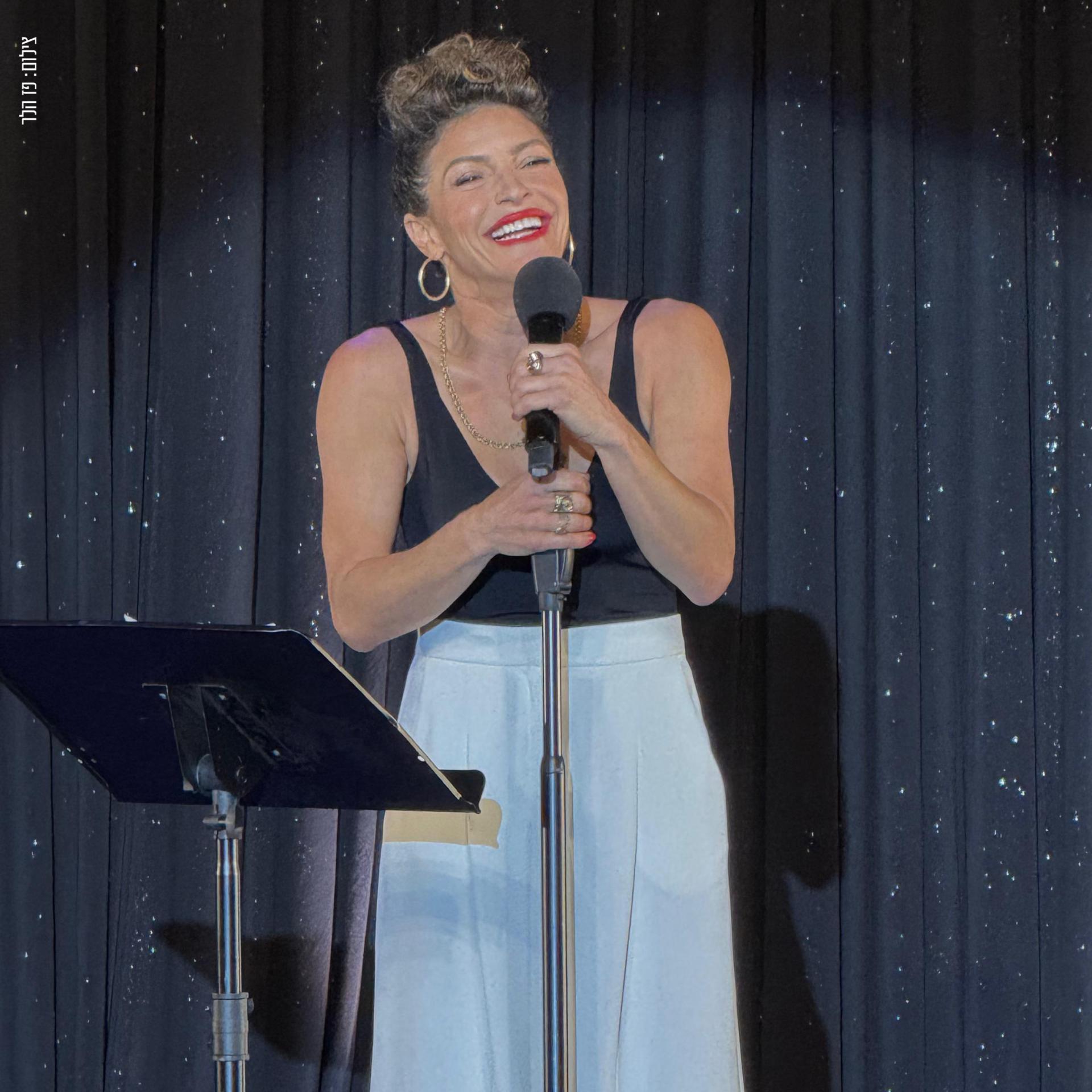 176305_stand_up_adi_1080  10802.jpg