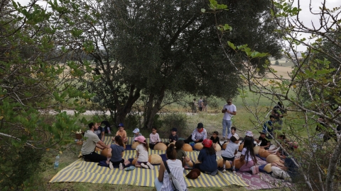 תחנת הפעלה של ניגון על דלעות.jpg