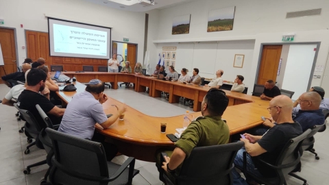 מפגש ראשון בסדרת המפגשים של צוותי החירום היישוביים.jpeg
