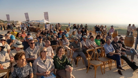 קהל האנשים שהגיעו להשקה.jpg