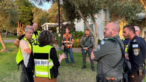 שוטרים חיילים ועובדי המועצה בתרגיל.jpeg