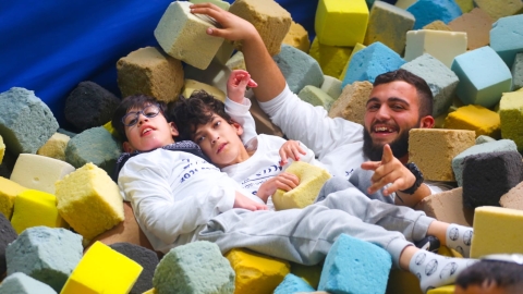 אליעד  זל ומשפחתו.jfif
