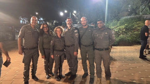 תמונה קבוצתית של מתנדבים ומתנדבות.jpg