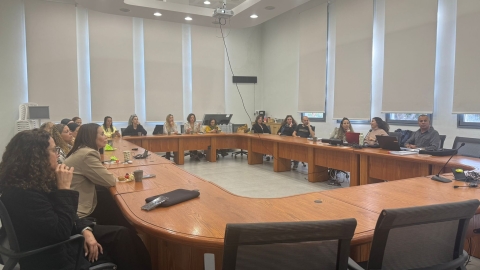 מנהלי מעונות צוותים חינוכיים ומדריכים במפגש שנעך.jpeg