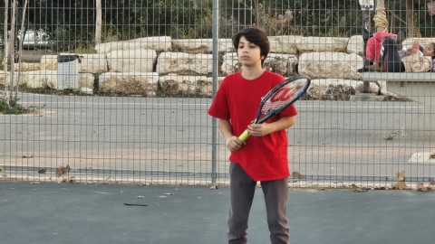 מתחרה בתחרות טניס.jpeg