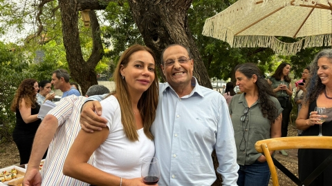 דוד גמליאל וליאת פלמון הגזברית הנכנסת.jpeg