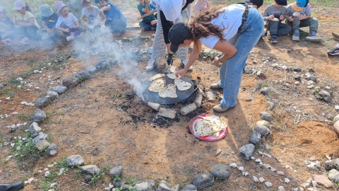הכנת פיתות על סאג.jpeg
