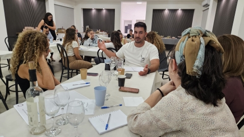 משתפים ומדברים.jpeg
